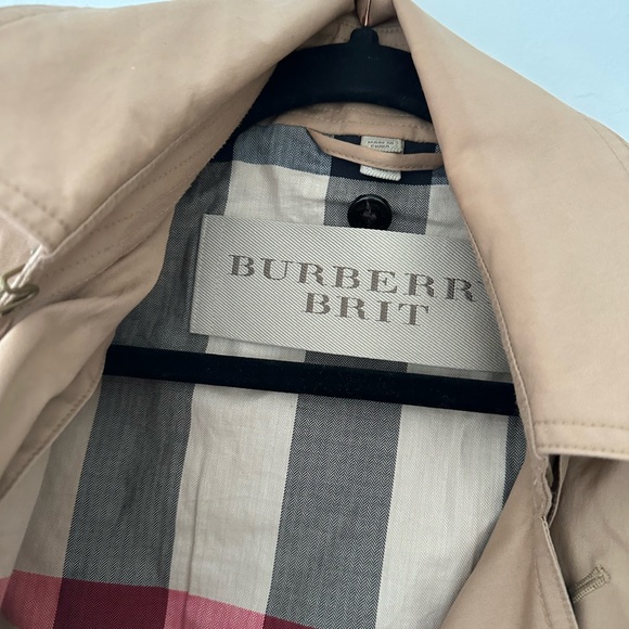 Burberry Brit trench coat - Picture 3 of 6
